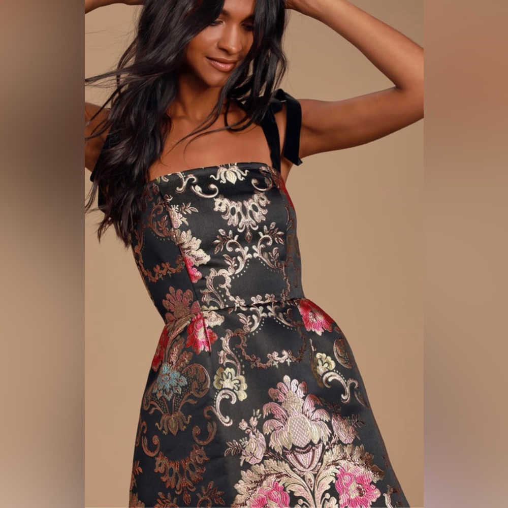 Nancita Black Jacquard Print Sleeveless Skater Dress